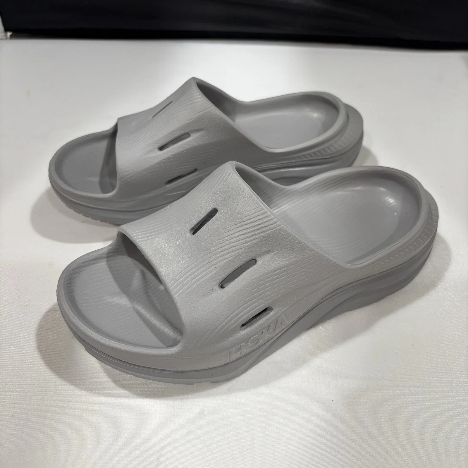 HOKA ONE ONE HOKA Ora Recovery Slide sandalo calzature per tutti i generi taglia W5 grigio grigio