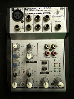 Behringer EURORACK UB502 5-Channel 2-Bus Analog Desktop Mixer Tape I/O