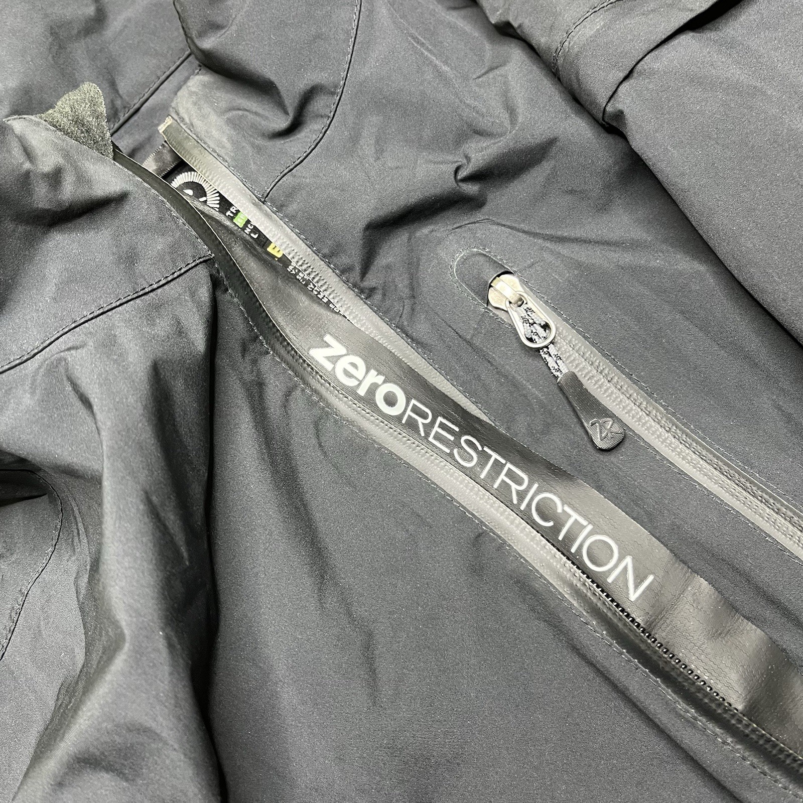 Zero Restriction Gore-Tex Golfing Full Zip Windbreaker Jacket Men’s Large Black