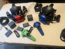 NEW HTC)Set Of Two)Vive Base Station Lighthouse SteamVR Plus 2 Head Sets-LinkBox