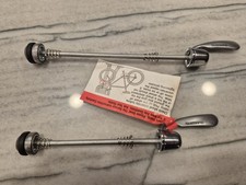 Vintage NOS XTR M900 Skewer Set - Unicorn Unobtanium