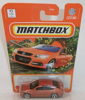 2024 MATCHBOX 1:64 MBX HIGHWAY 68/100 ORANGE HOLDEN VF COMMODORE SSV