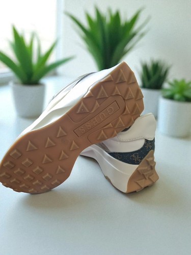 Zapatillas deportivas blancas/marrones GUESS para mujer UK 6, con logotipo de Calebb5 - Imagen 2 de 10