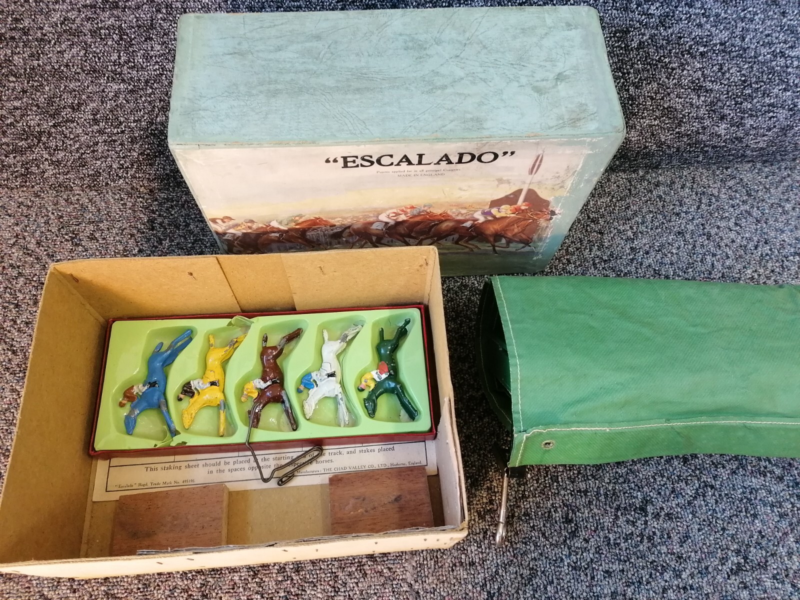 Vintage Escalado Table Top Horse Racing Game eBay