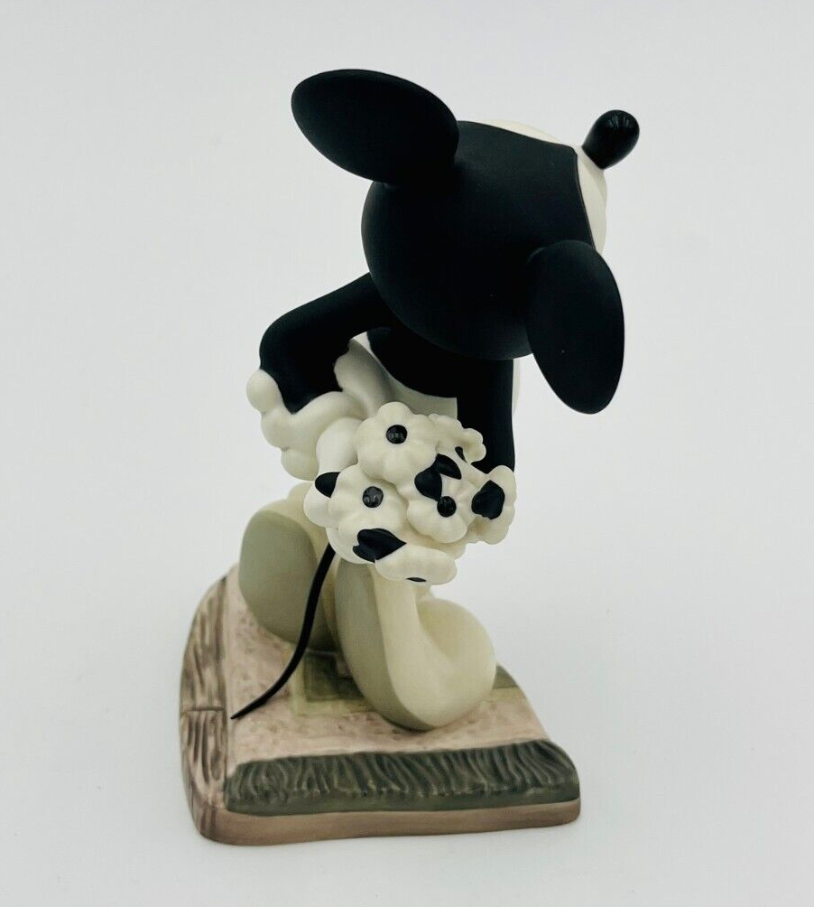 W Disney Mickey Mouse Brought You Something Puppy Love 6