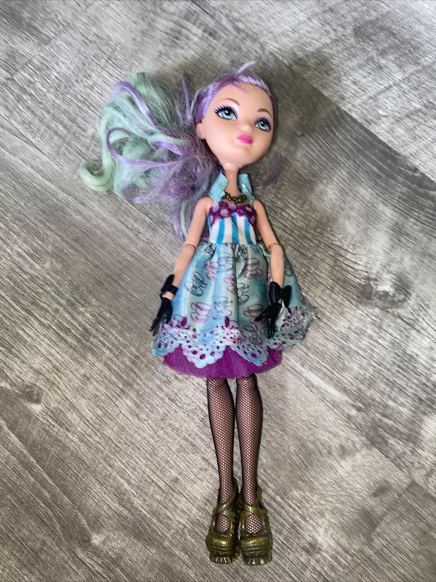  Ever After High First Chapter Madeline Hatter Doll : Toys &  Games