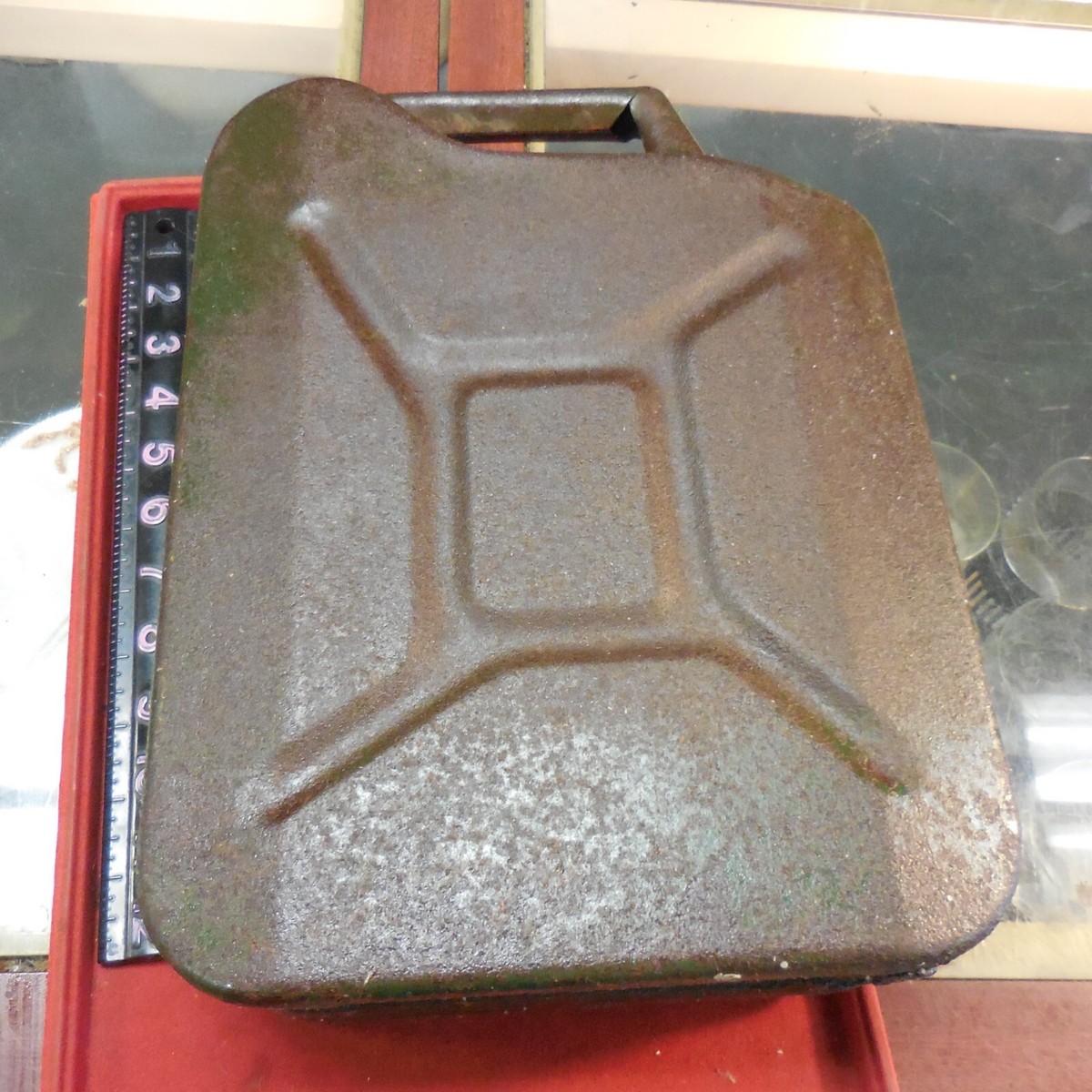 Kraftstoff 4368 ドイツ軍燃料缶 5L 物入れ ヴィンテージ Old Vintage German Military Kraftstoff Gas * Oil * Stg