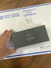 PARKER EST 1888 fountain pen Collectible Writing instrument - New 2 Ink Included