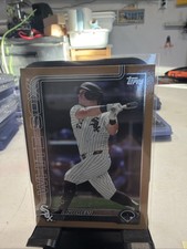 2025 Topps Series 1 - Andrew Vaughn #121 Gold /2025