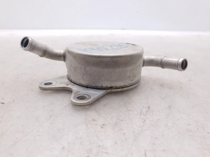 13 14 15 16 17 18 Lexus GS350 GS450h Transmission Oil Cooler 224100-2590 - Image 2 of 4