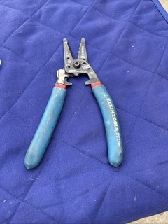 Klein Tools 11057 Wire Stripper and Cutter for 20 30 AWG Solid Wire & 22 32 AWG