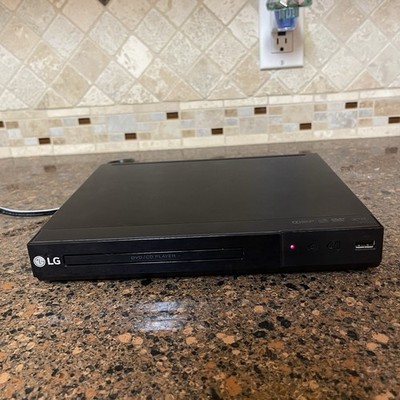 LG DVD Blu-ray Player Black DP132 - NO REMOTE OR CABLES