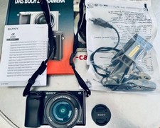 Schöne Sony Alpha 6000  Schwarz + 16-50mm OSS Obj. lens etc. vom Fachhändler !