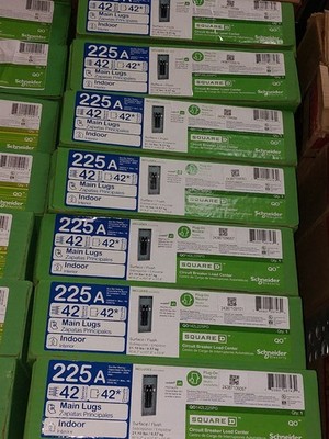 1  SQUARE D 225A LOAD CENTER MLO W 2POLE 40A GFCI. 42 SPACES SINGLE PHASE INDOOR