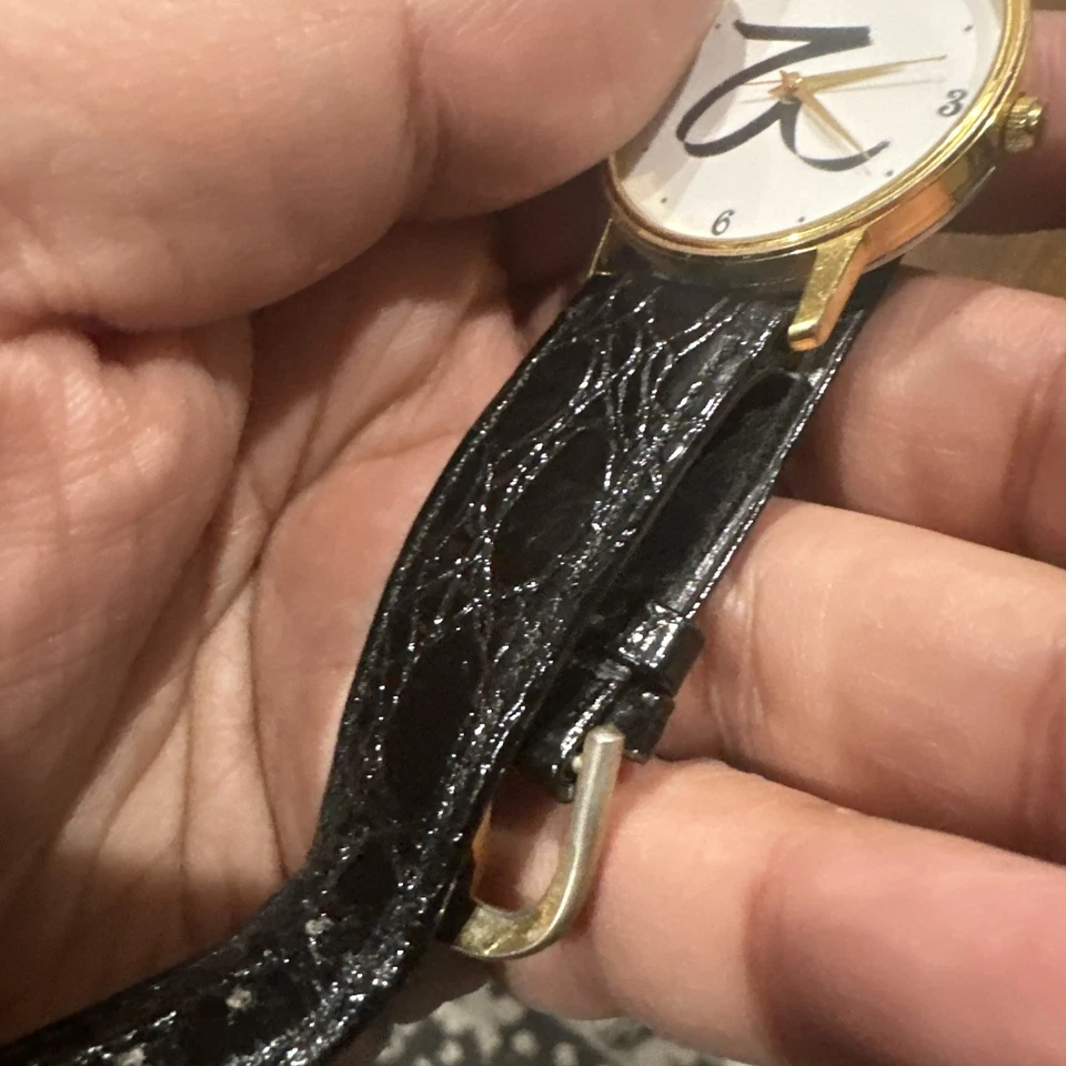 工作金色 32 毫米表壳白色表盘手表男女阿拉伯字母 — 第 4/4 张图片