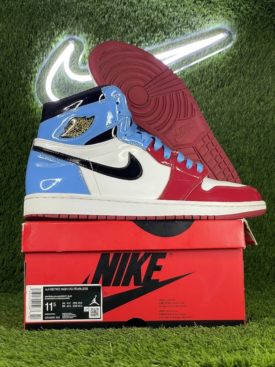 Air jordan 1 retro top high og 'fearless' (white/black-uni)