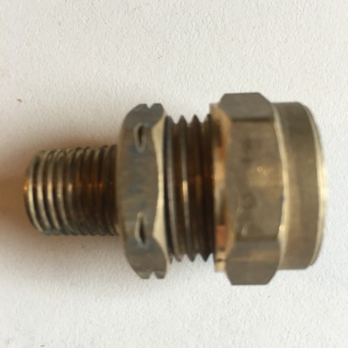 WADE BRASS COMPRESSION FITTINGS 15mm Copper To 1/4" Bsp Male Taper
