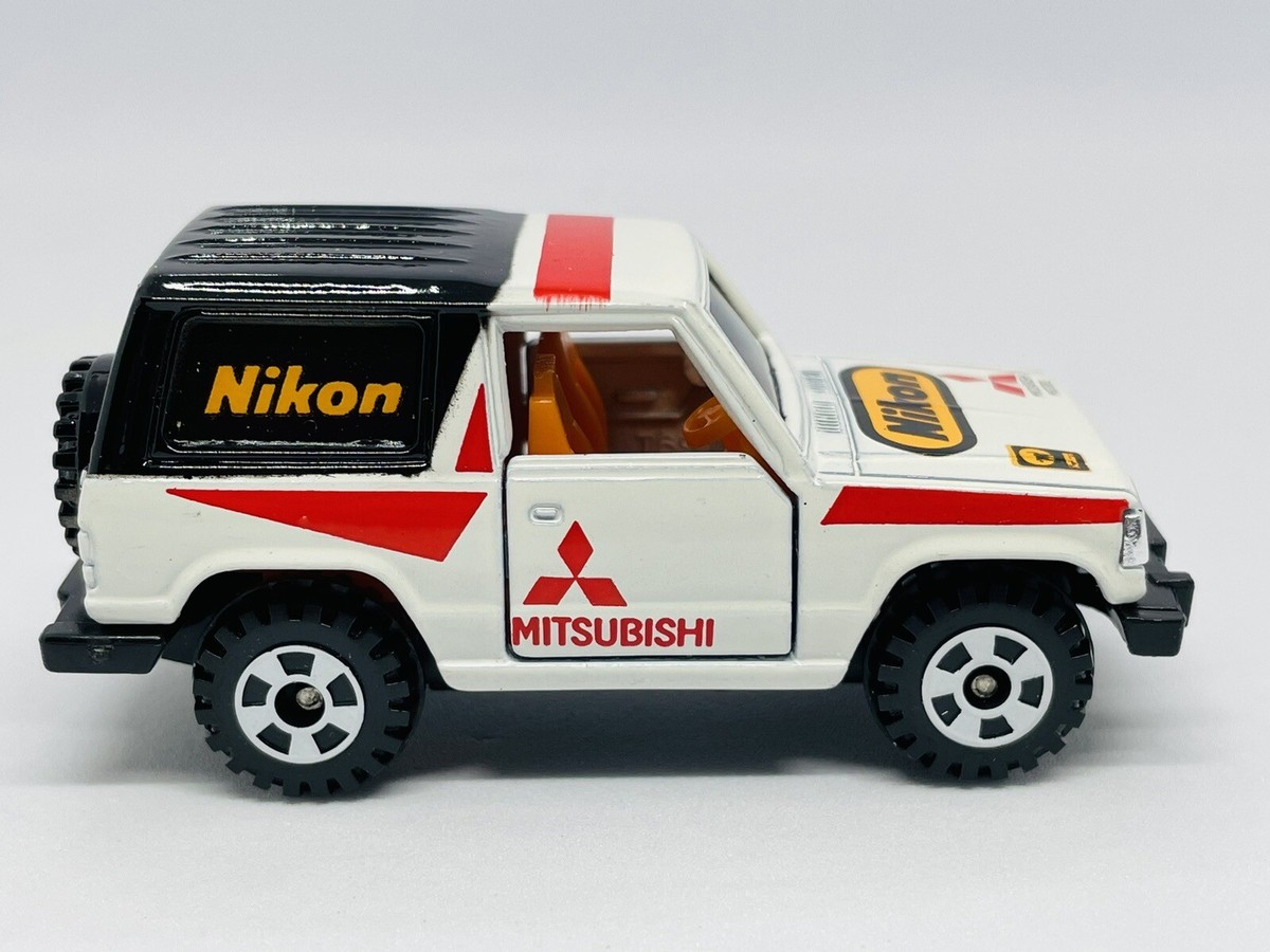 トミカ 69-4 三菱自動車特注 三菱パジェロ : #188 Nikon トミカ 69-4 三菱自動車特注 三菱パジェロ : #188 Nikon