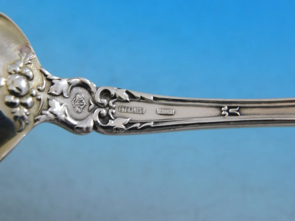 Cuchara de bayas de plata esterlina Nuremburg by Alvin 8 1/2" servidor de cubiertos vintage Foto 4 de 4