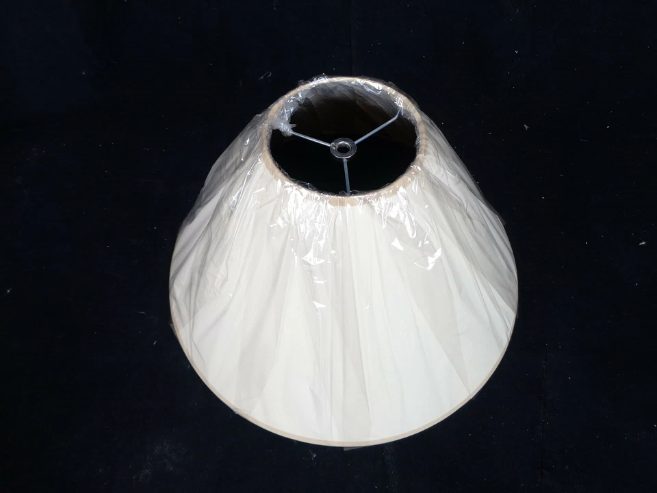 (4) NEW - LAMPSHADE - LAMP SHADE - LAMP SHADES - 16 x 10 x 5" w/ SPIDER FITTER  - Image 4 of 4