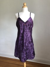 STUNNING VTG KATHRYN Purple Silky Satin Chemise Nightgown Lingerie SZ M