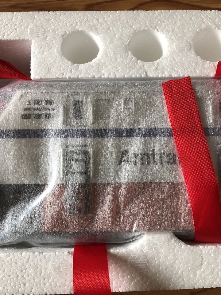 Rail King Amtrak Silver & Blue Single Stripe GG-1 Locomotive RK-2502 New In Box! - Image 4 of 4