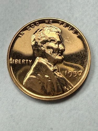** 1957 PROOF LINCOLN CENT  (UPGRADE THAT SPOT IN YOUR SET)  PRICED TO SELL 🔥**
