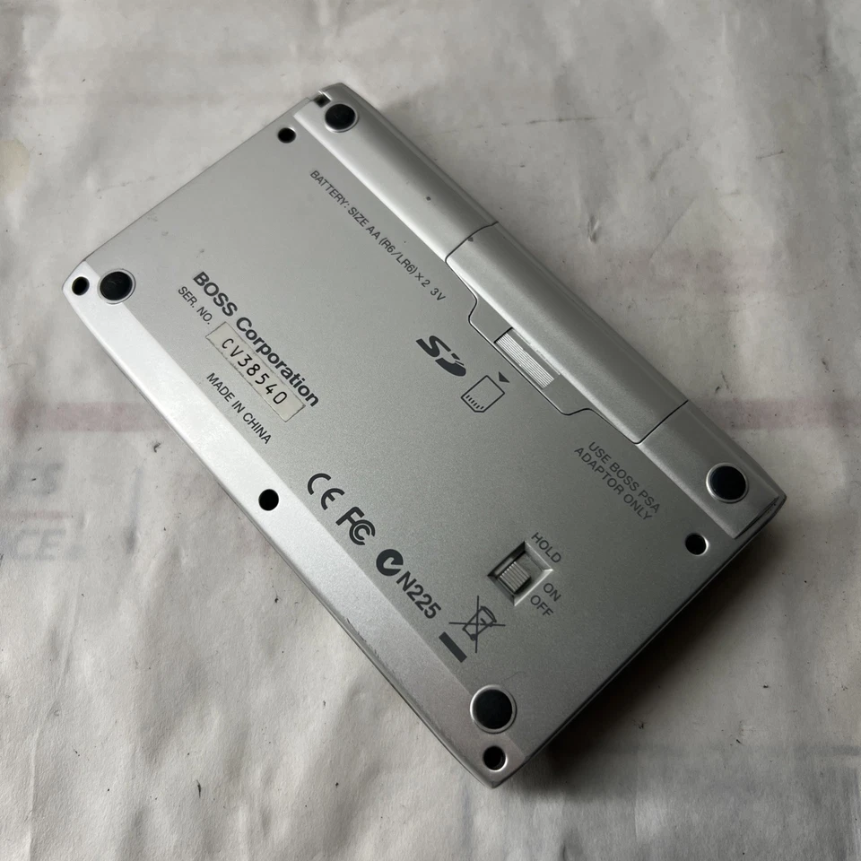 BOSS MICRO BR MULTI 4 TRACK DIGITAL POCKET RECORDER MP3 TRAINING PORTABLE SILVER - Image 2 of 4