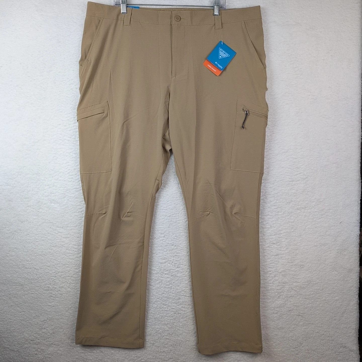 NWT Columbia PFG Deep Waves Pants Men’s 40x32 Cargo UPF Khaki Brown