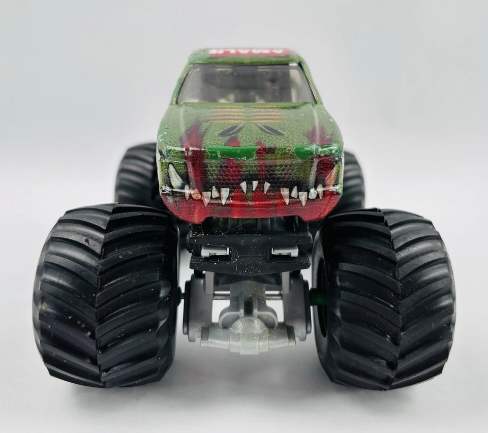 2015 Hot Wheels Monster Jam 1:24 - XTERMIGATOR - Image 3 of 4