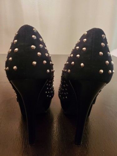 Michael Antonio Studded Almond Toe Suede Platform Pumps Black Size 8.5 - Picture 6 of 12