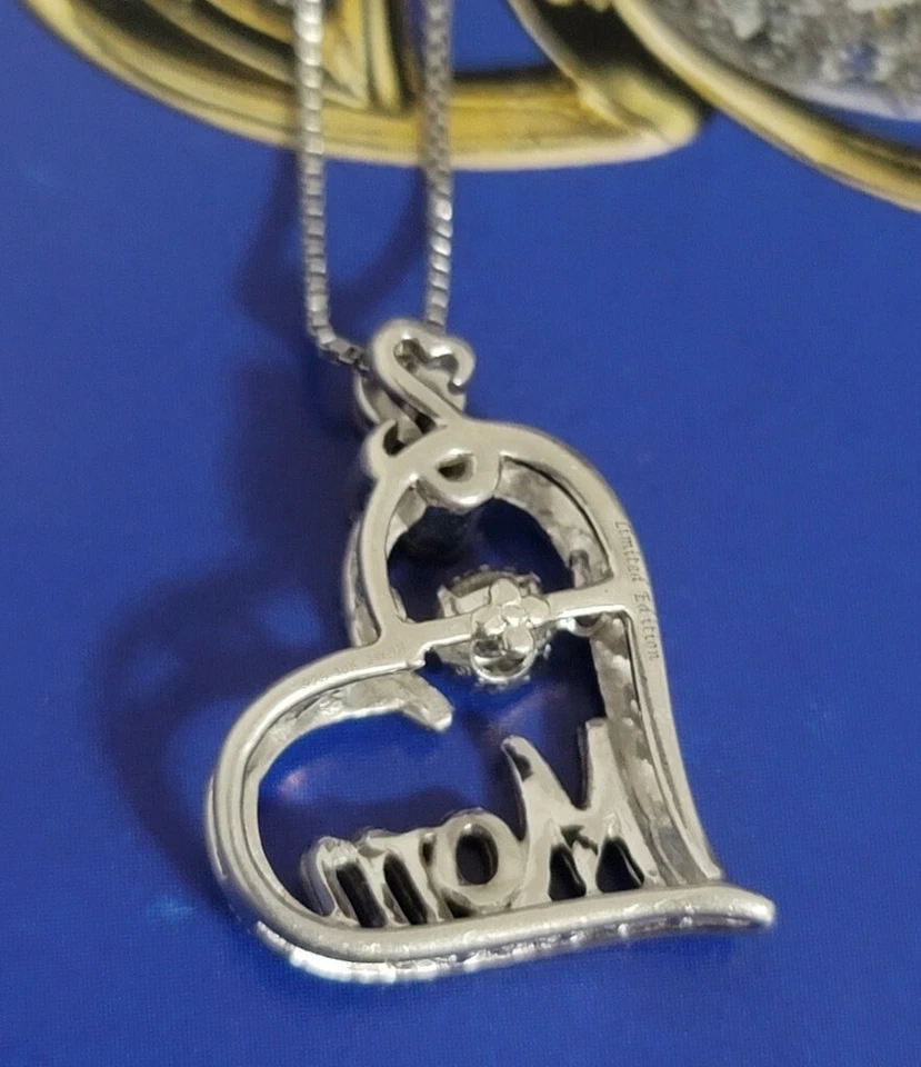 Collar de Diamantes Jane Seymour Corazones Abiertos Mamá 10k Yg Ss Ritmo Edición Limitada Foto 3 de 4