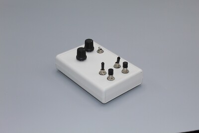 Circuit Bent Vizual Noize Enhancer Lofi Video Synth & Cables by