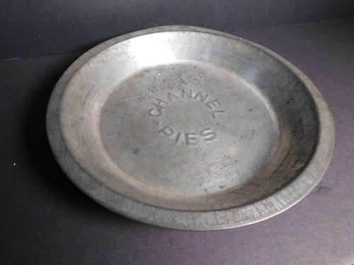 Lata para hornear pastel de acero vintage de 8 3/4" - Pasteles de canal - (Fresno, CA) - Imagen 2 de 5