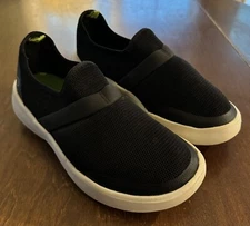 OOFOS OOmg Slip On RECOVERY Low Top SNEAKERS in Black Mesh - WOMEN’S - Size 8 US