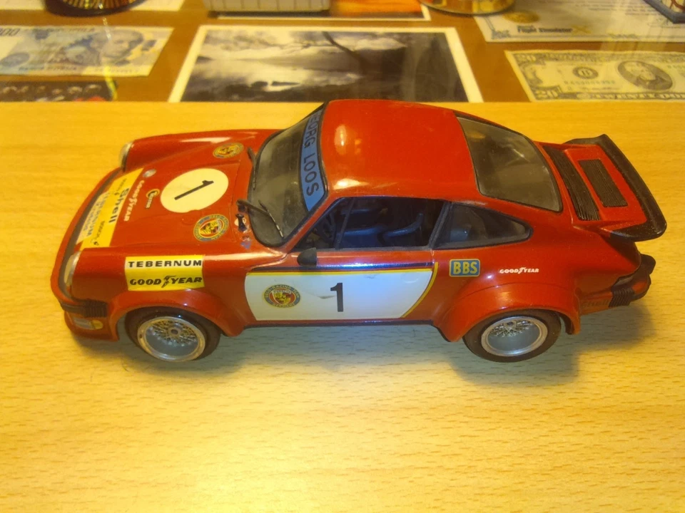 Model Kit Plastica 1/24 Porsche 911 Montato Anni 70 - Immagine 2 di 4