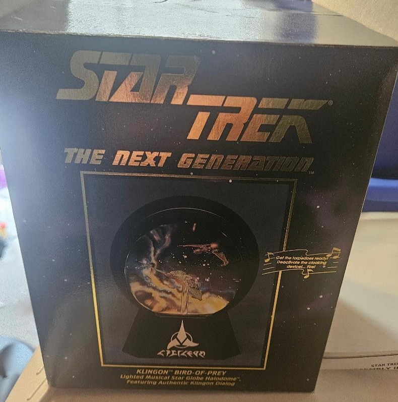 Star Trek The Next Generation Light Up Musical Globe Klingon Bird of Prey New