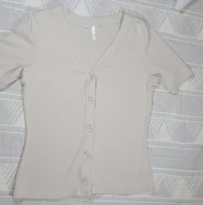 TravisMathew Women’s Ribbed Knit Button-Front Top – Size M Beige (Style 1LE008)