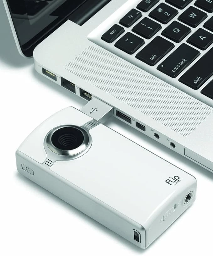 CISCO FLIP ULTRA HD CAMCORDER U260 WHITE 4GB MEMORY HDMI DIGITAL VIDEO CAMERA - Image 4 of 4