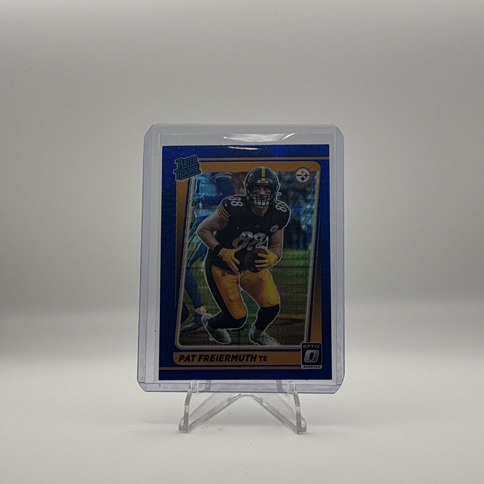 2021 Donruss Optic - Rated Rookie Pat Freiermuth #232 Blue Hyper Prizm (RC)