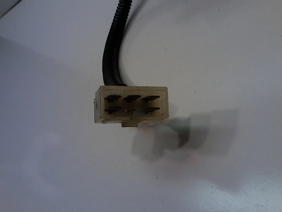 KAWASAKI EX 250 5 WIRE IGNITION UPPER TRIPLE TREE CLAMP STOCK 250 NINJA - Image 2 of 4