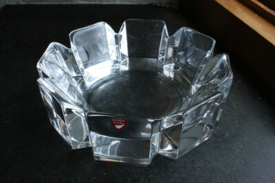 Glasschale von Lars Hellsten für ORREFORS Schweden Modell  Corona  handsigniert