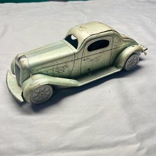 1930s Wolverine Pressed Steel Mystery Car Green - Works Great