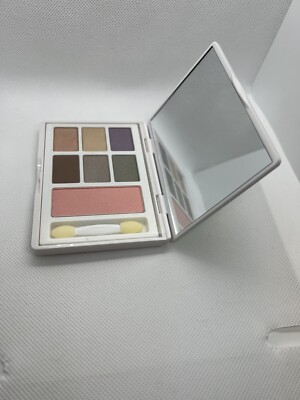 Elizabeth Arden New York Deluxe Travel Compact Eye Shadow & Blush Makeup - New