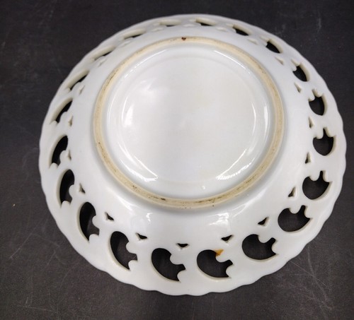 Yellow Roses China Display Saucer - Picture 4 of 11