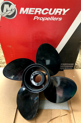 MERCURY OEM PROPELLER SPITFIRE 4 BLADE 13-2/5'' X 15'' RH, 8M8026580