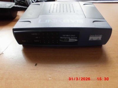 LINKSYS 10/100 5-Port Workgroup Switch Model EZXS55W Cisco Systems Switching Ada