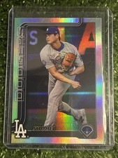 2025 Topps Shohei Ohtani #400 Holo Foil Los Angeles Dodgers 2-Way MVP