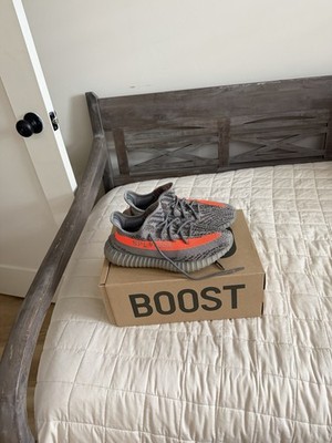 Size 9.5 - adidas Yeezy Boost 350 V2 Low Beluga Reflective