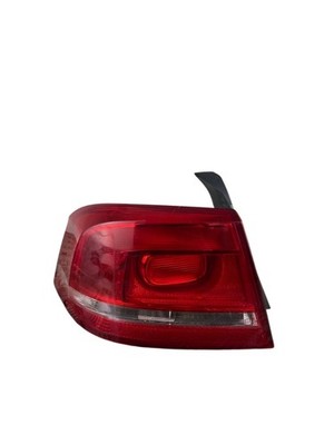 VOLKSWAGEN PASSAT B7 362 10-14 RÜCKLEUCHTE (LINKS AUSSEN) 3AE 945 095 F